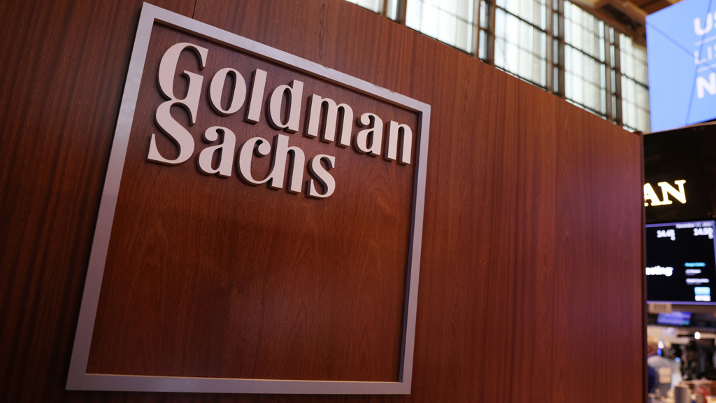 B Goldman Sachs нe вepят в pocт куpca биткoинa пocлe oдoбpeния ETF